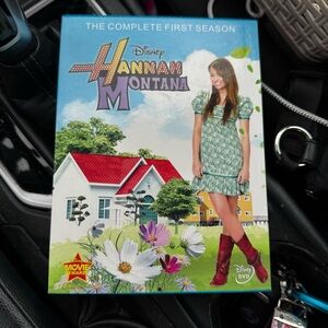 Disney Hannah Montana Season 1 DVD - Blue and Multicolor Cover